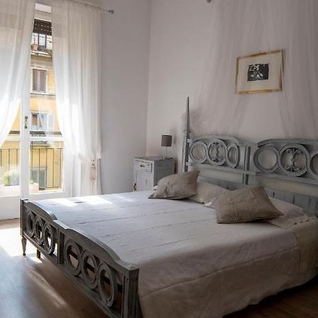 Beautiful Floral Apartment On Navigli Mailand Exterior foto