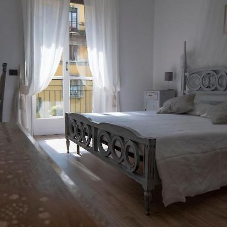 Beautiful Floral Apartment On Navigli Mailand Exterior foto